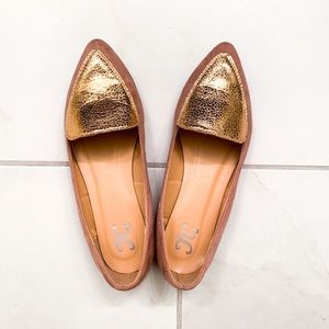 JG Shoes - Metallic Pointed Toe Flats.